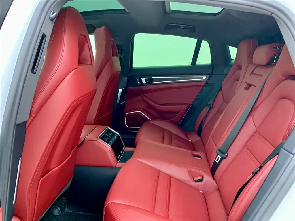Panamera 2023 Facelift 2.9T Platinum Edition