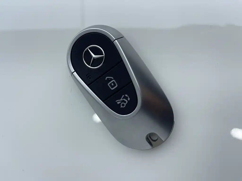 Mercedes-Benz GLC 2024 GLC 260 L 4MATIC Dynamic Edition 5-door