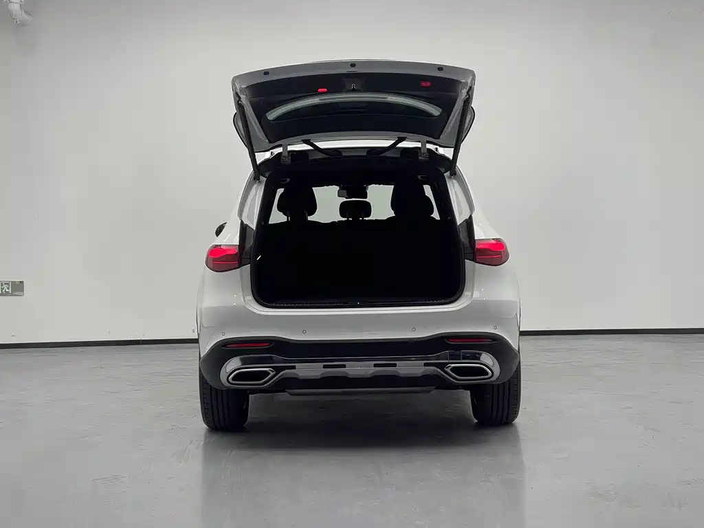 Mercedes-Benz GLC 2024 GLC 260 L 4MATIC Dynamic Edition 5-door