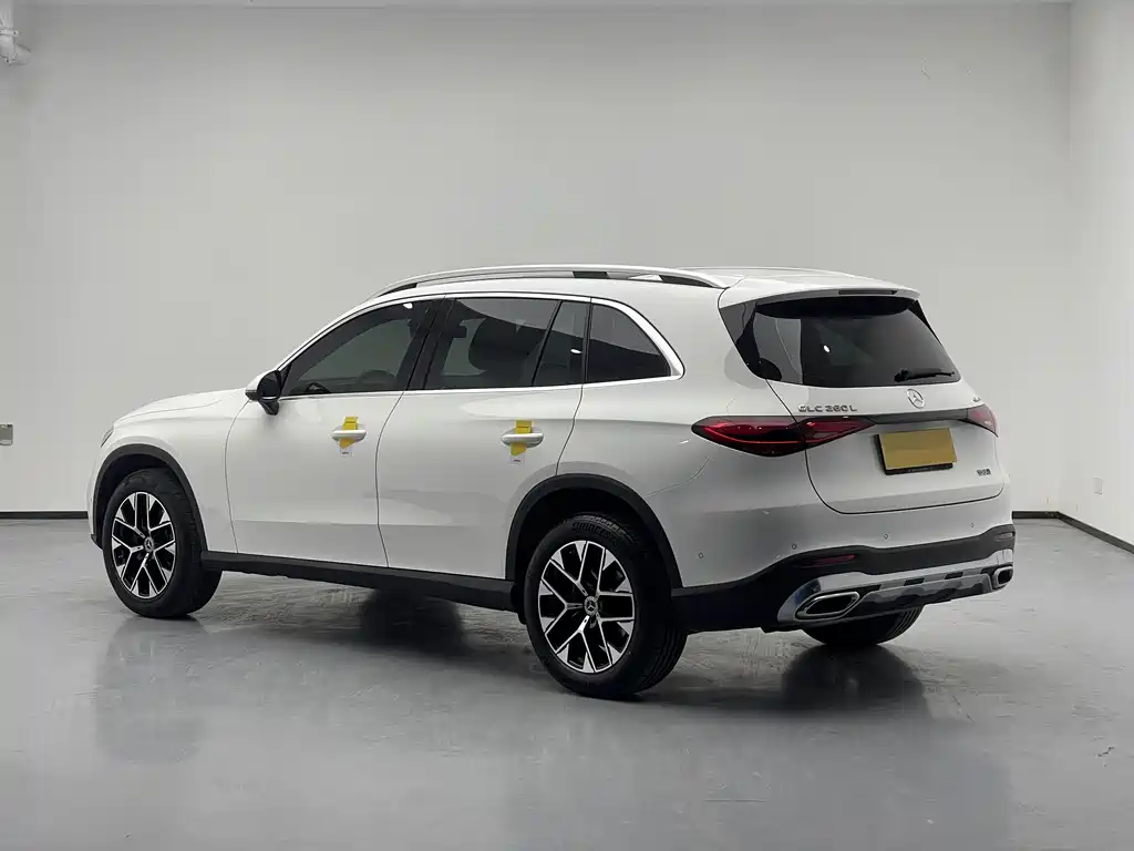 Mercedes-Benz GLC 2024 GLC 260 L 4MATIC Dynamic Edition 5-door