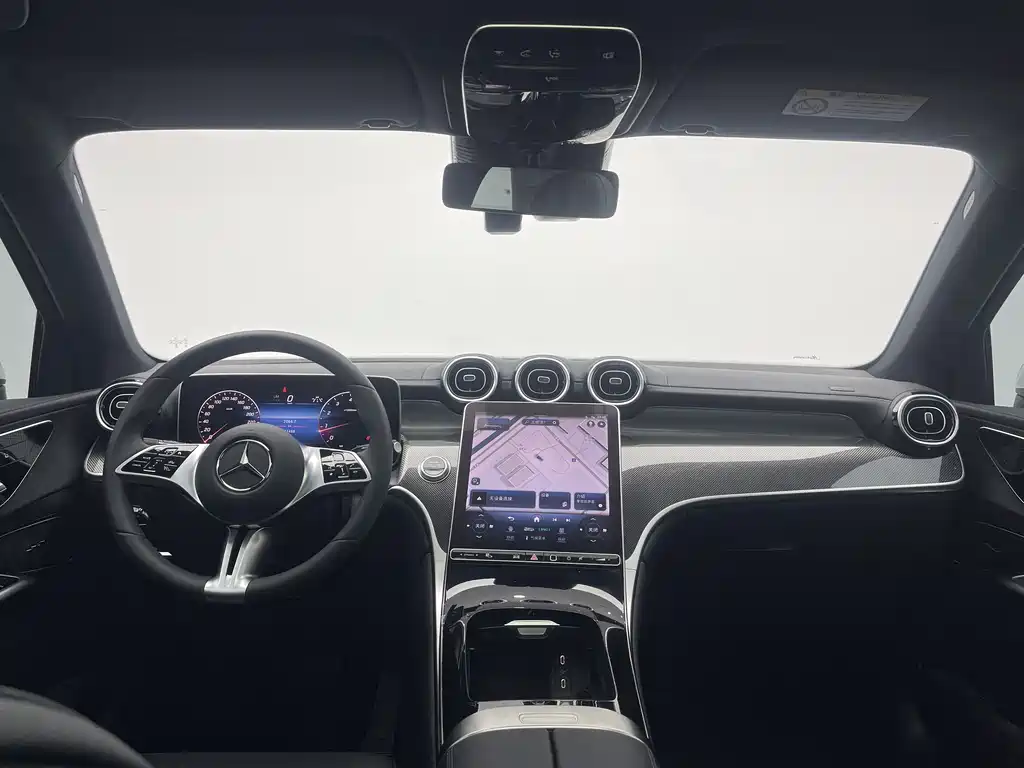 Mercedes-Benz GLC 2024 GLC 260 L 4MATIC Dynamic Edition 5-door