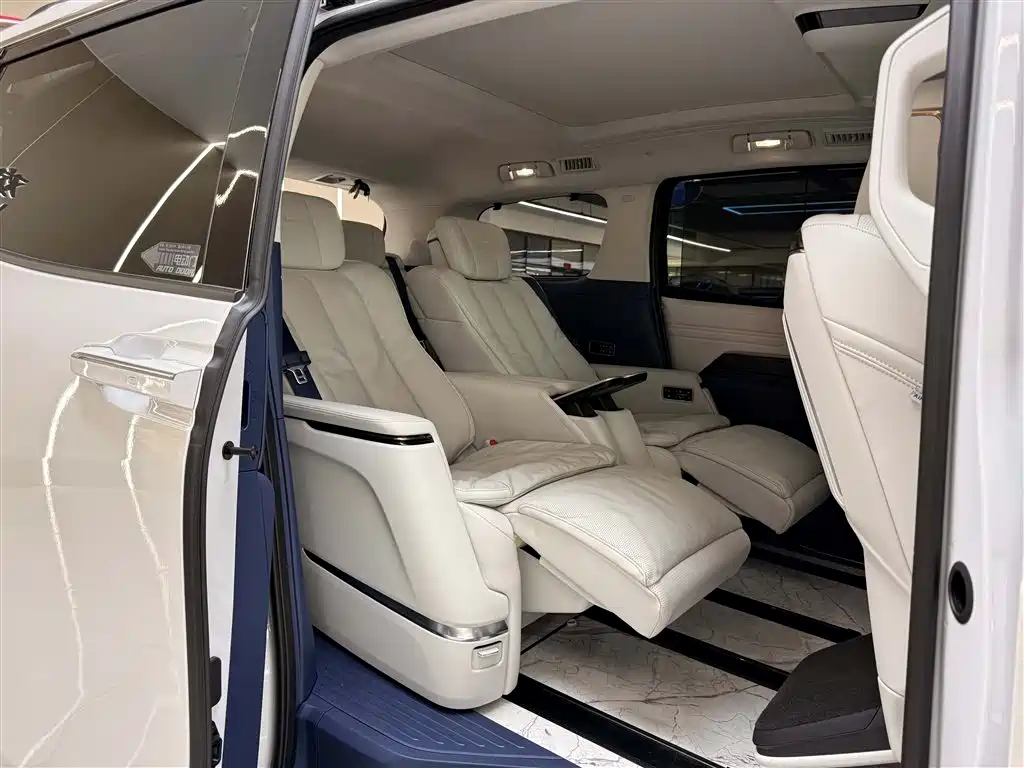 2025 Century 2.0T 7-seat Yunshe Edition