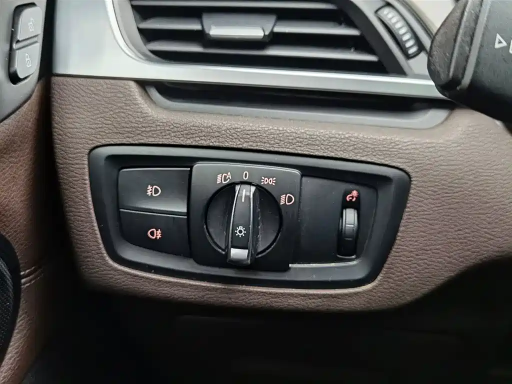 BMW X1 2019 sDrive18Li Luxury Edition
