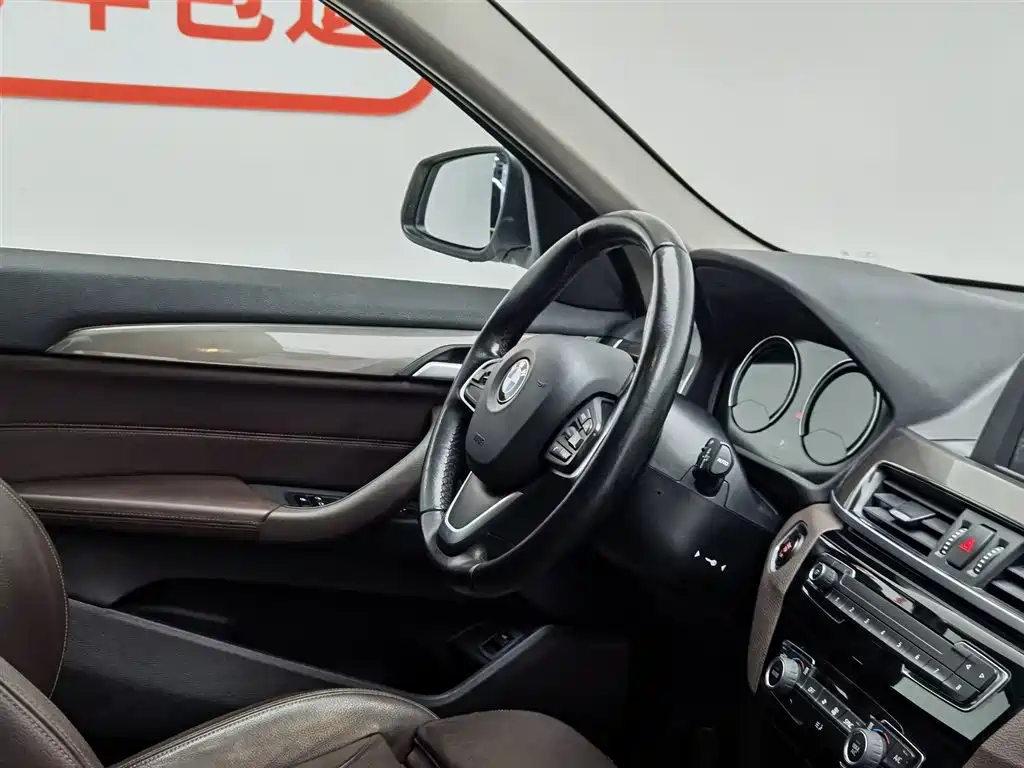 BMW X1 2019 sDrive18Li Luxury Edition
