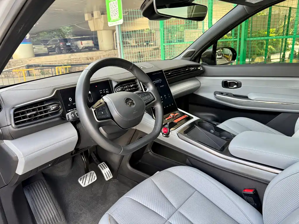 NIO ES8 2020 580KM 7-seat edition