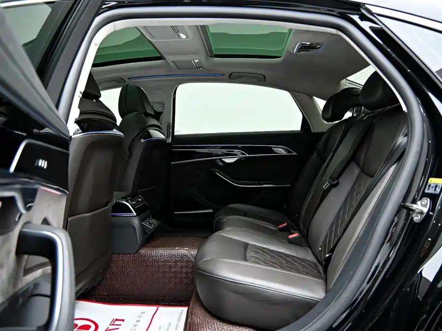 Audi A8 New Energy 2022 Model A8L 60 TFSIe quattro Collector's Edition