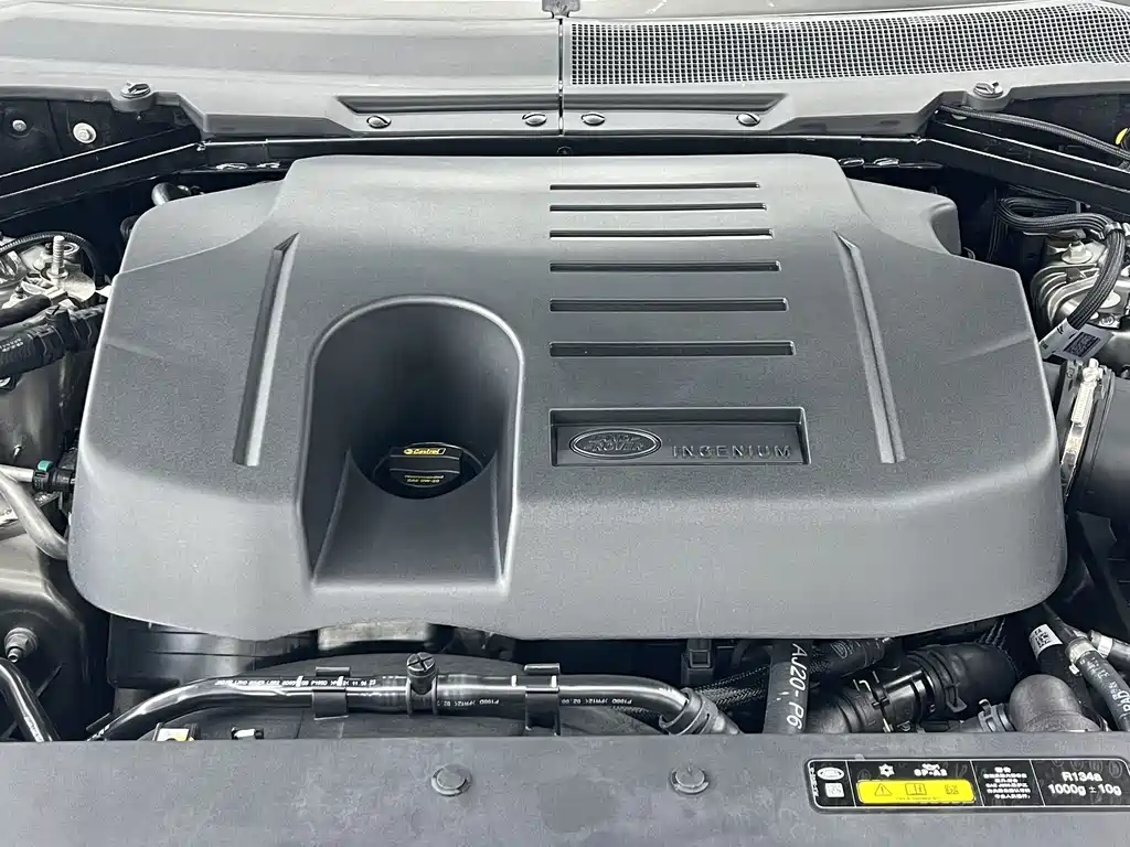Land Rover Defender 2024 110 3.0T P400 XS
