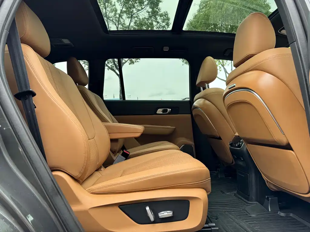 Lemon ONE 2021 Model, Extended Range 6-Seater Edition