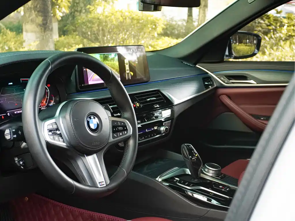 BMW 5 Series 2021 530Li Leading Edition M Sport Package