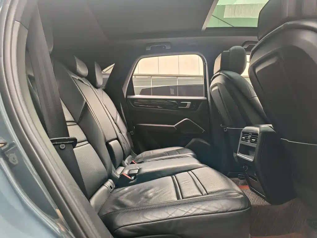 Cayenne 2018 3.0T
