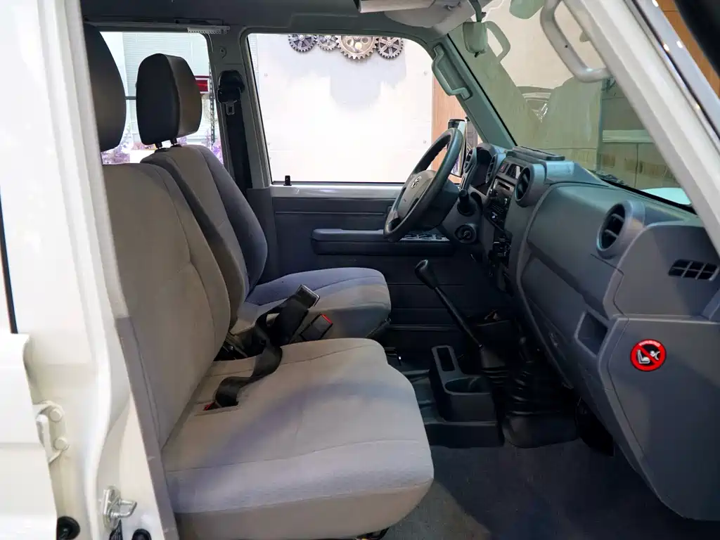Land Cruiser Prado (Import) 2019 Model 4.0L Manual