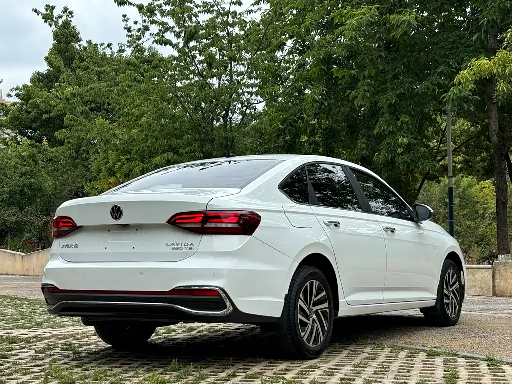 Lavida 2023 280TSI DSG Full Escape Edition