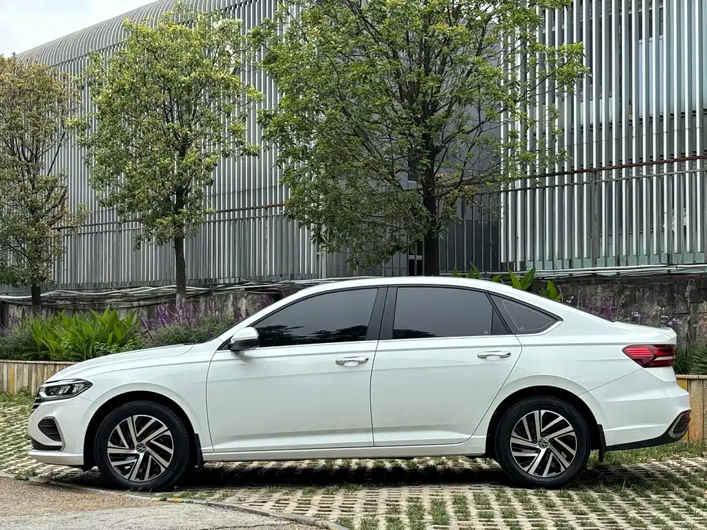 Lavida 2023 280TSI DSG Full Escape Edition