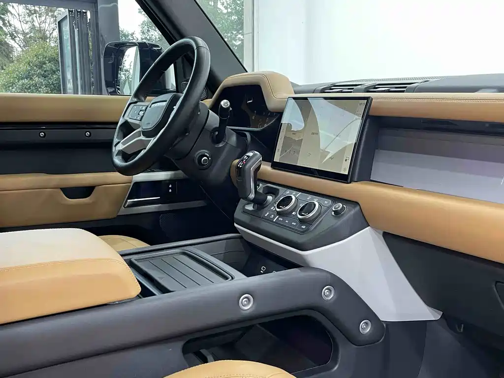 Land Rover Defender 2024 110 3.0T P400 Dark Special Edition