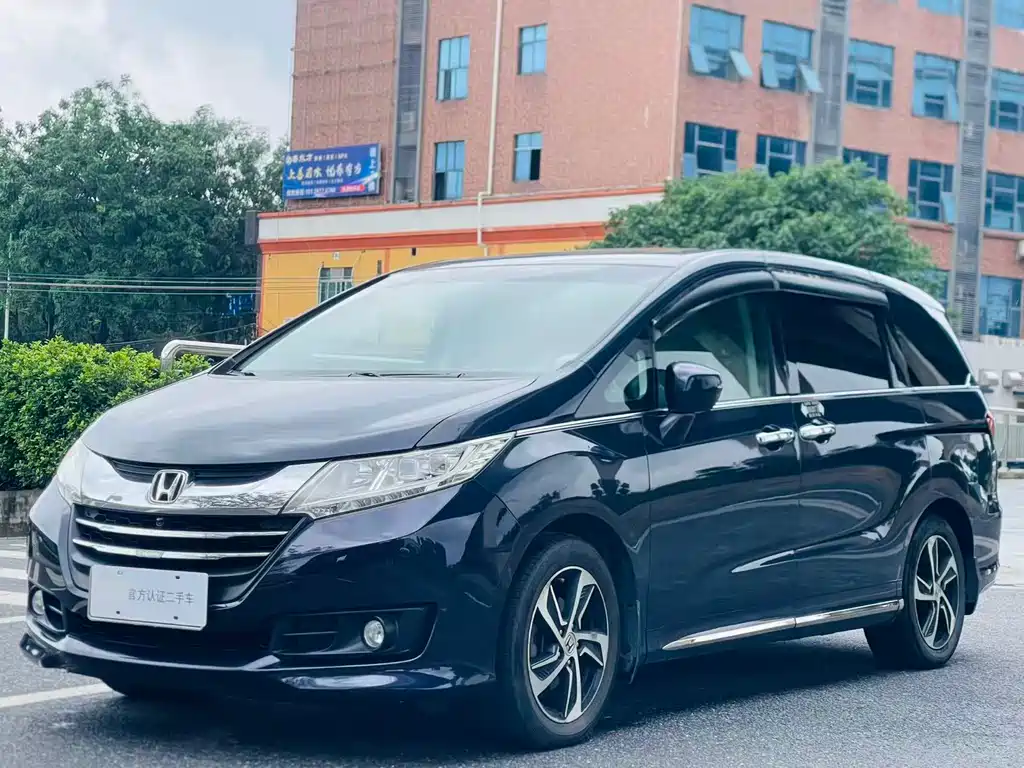 Odyssey 2015 2.4L Prestige Edition