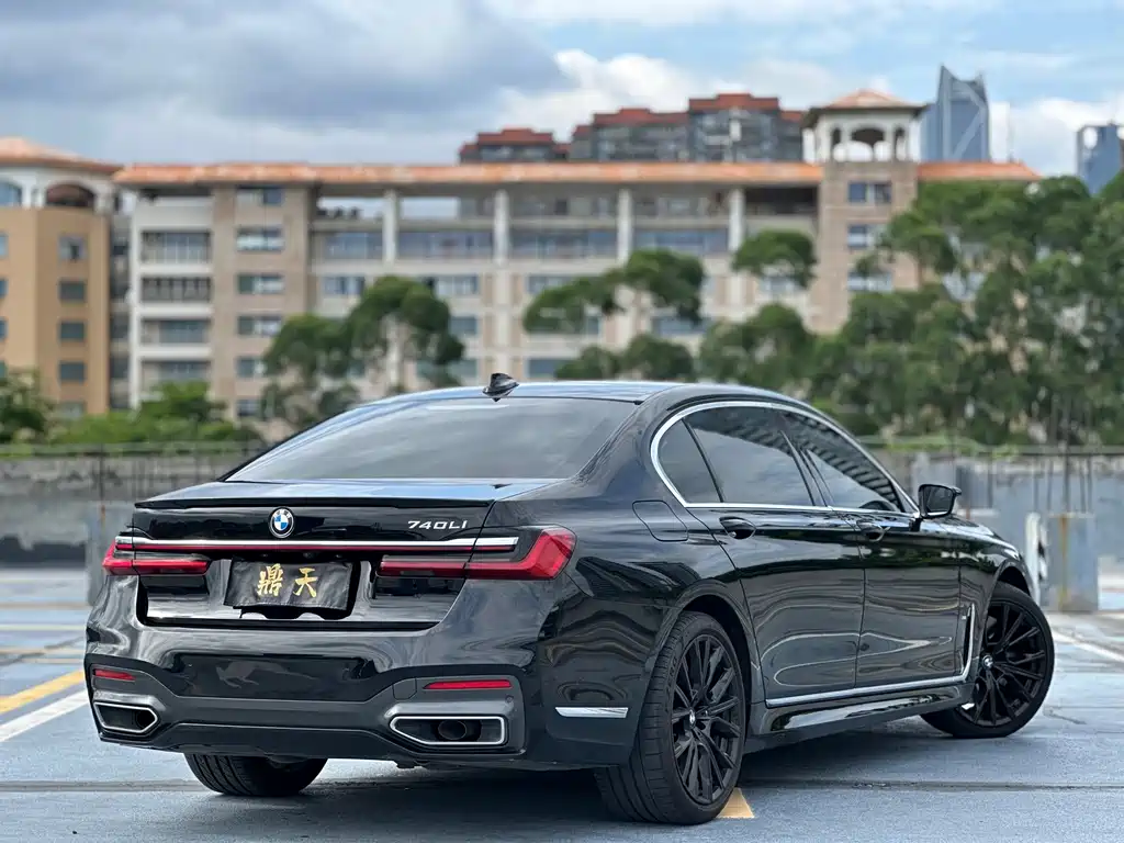 BMW 7 Series 2021 740Li Excellence Edition M Sport Package