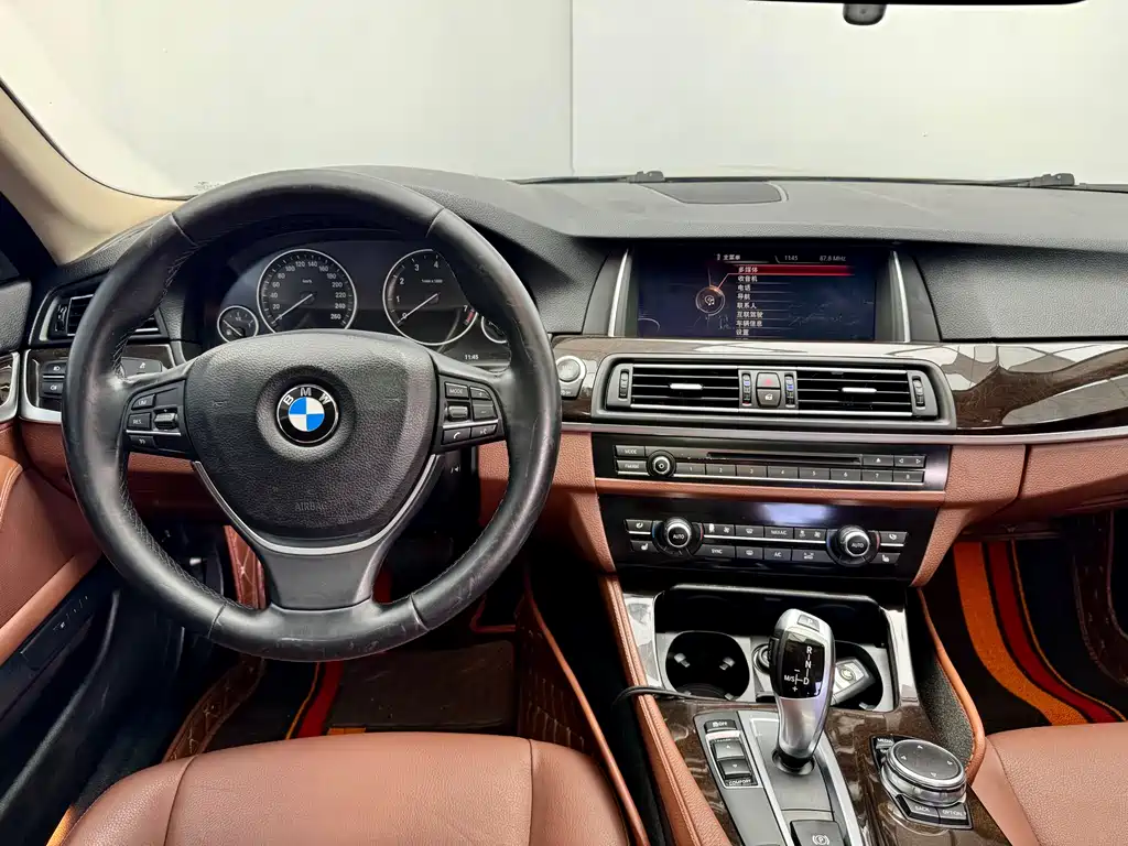 BMW 5 Series 2014 528Li Leading Edition