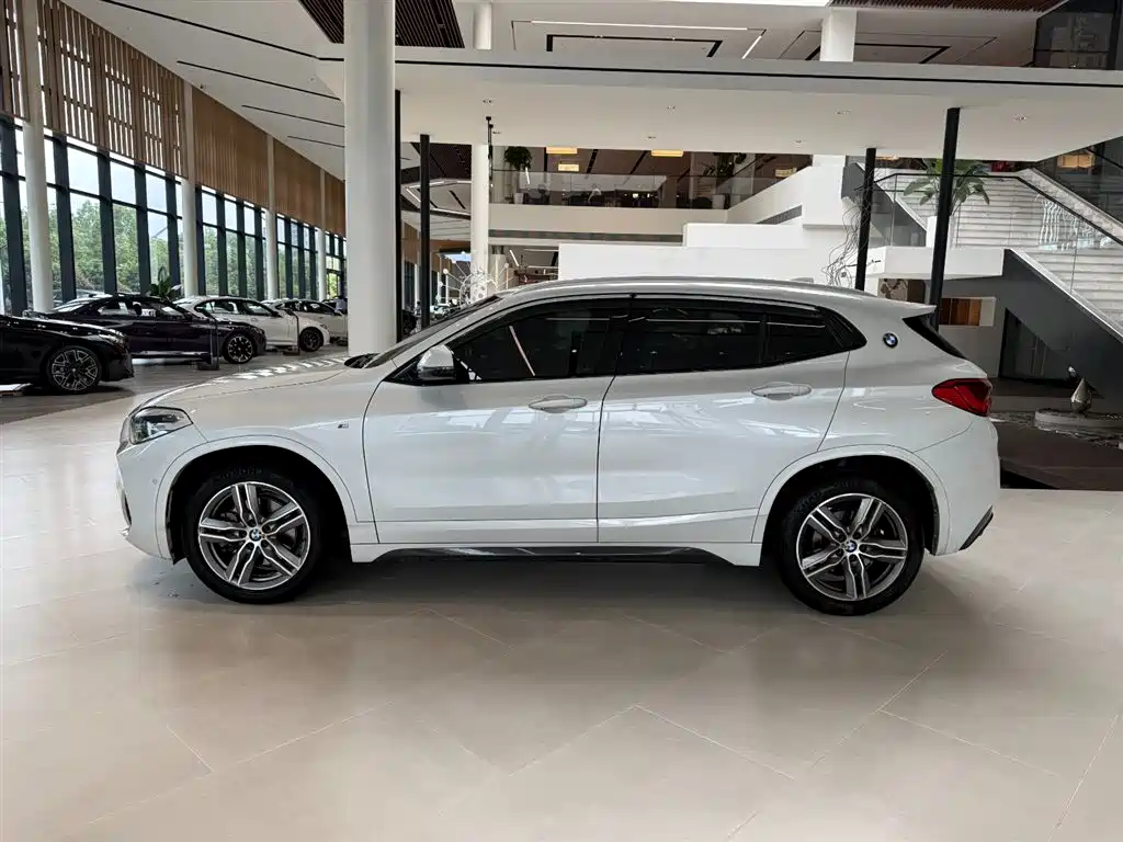 BMW X2 2020 sDrive25i Leading Edition M Sport Package