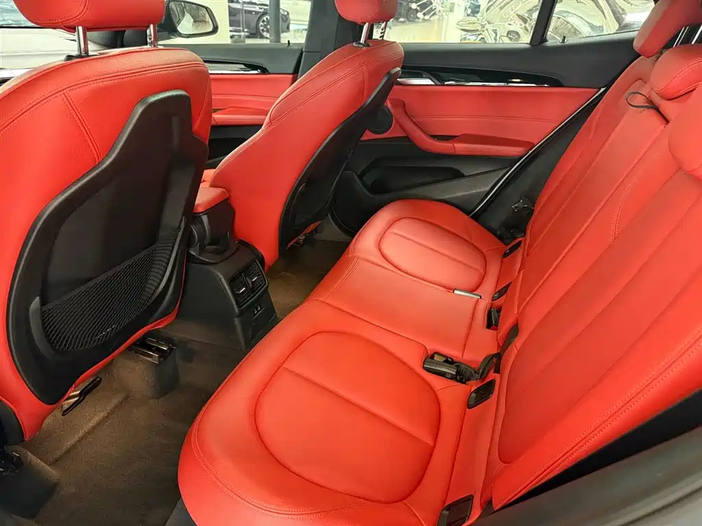 BMW X2 2020 sDrive25i Leading Edition M Sport Package