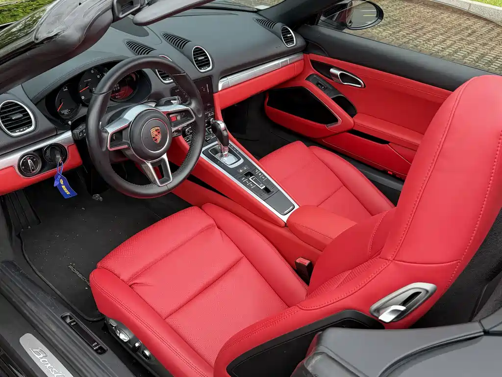 Porsche 718 Boxster 2.0T 2018 Model