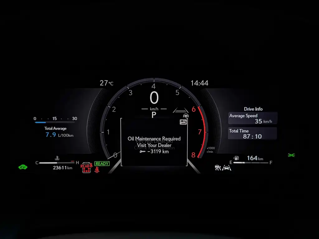 Lexus LM 2023 350h 7-Seat Junya Edition