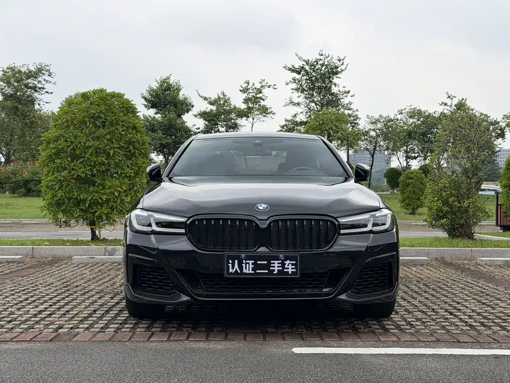 BMW 5 Series 2022 Model Facelift 530Li Leading Edition M Sport Package