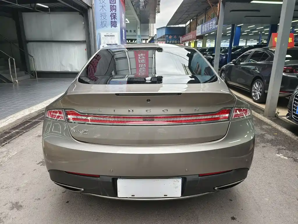 Lincoln MKZ 2019 2.0T Grand Touring Edition National V