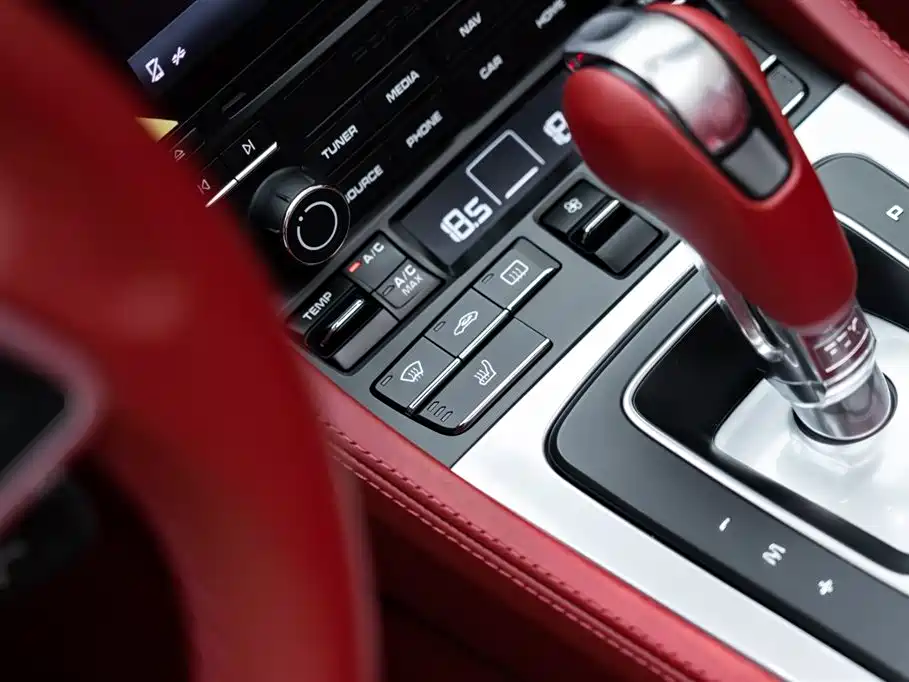 Porsche 718 Boxster 2.0T 2016 Model