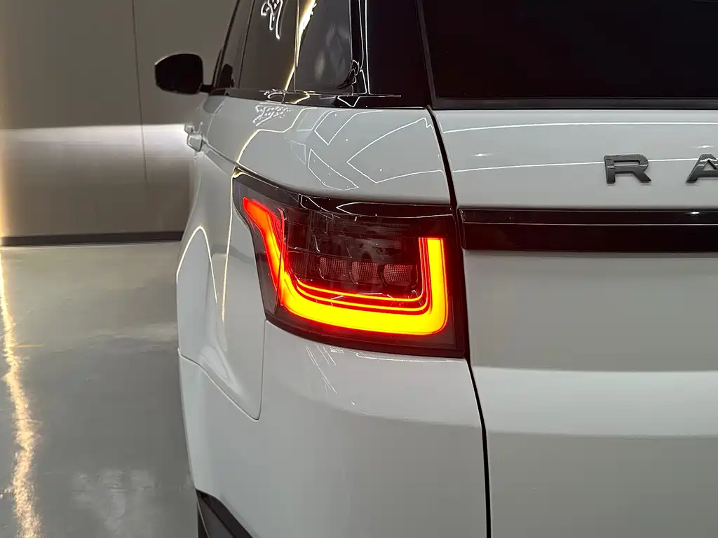 Range Rover Sport Hybrid 2018 P400e