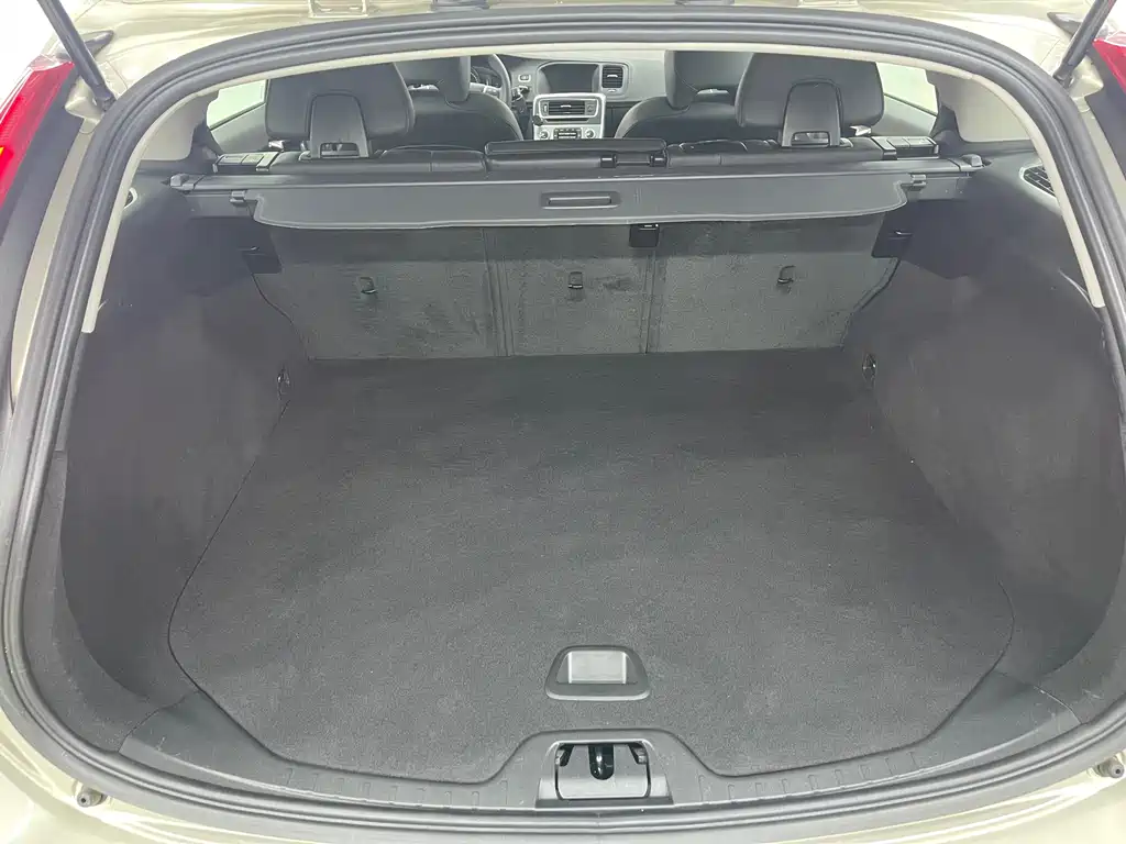 Volvo V60 2017 T5 Intelligent Comfort Edition National VI
