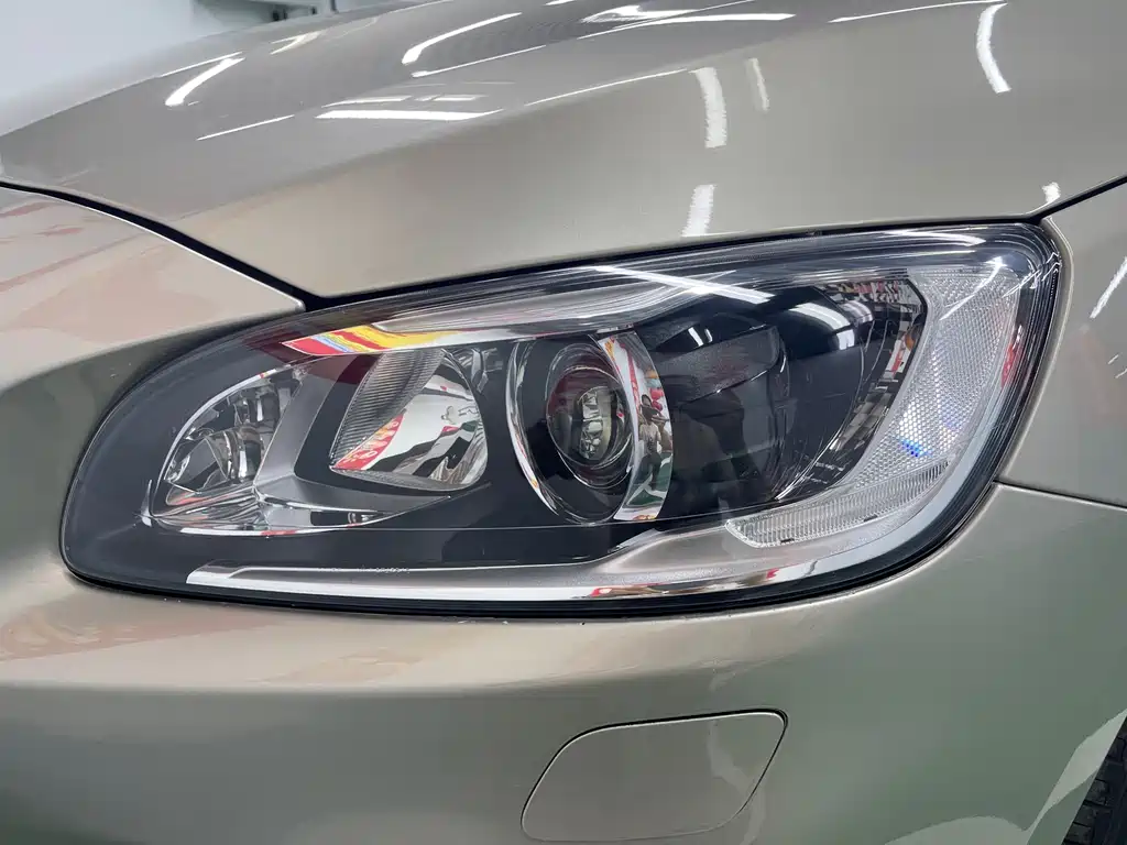 Volvo V60 2017 T5 Intelligent Comfort Edition National VI