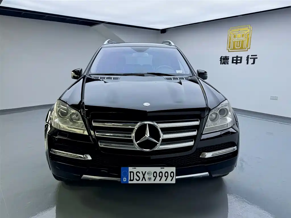 Mercedes-Benz GL Class 2010 GL 550 4MATIC US-spec