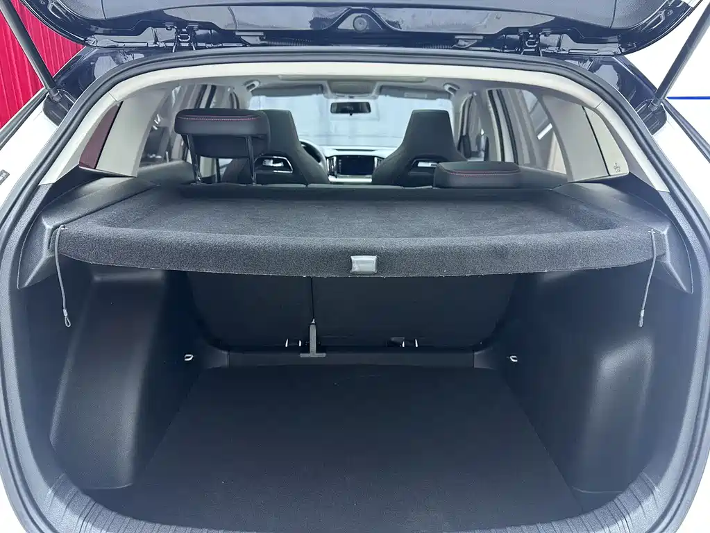Kia Kmall 2022 GT 1.5L Automatic Zhenxiang Edition