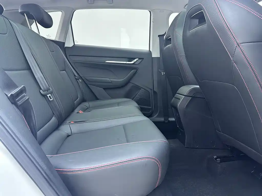 Kia Kmall 2022 GT 1.5L Automatic Zhenxiang Edition