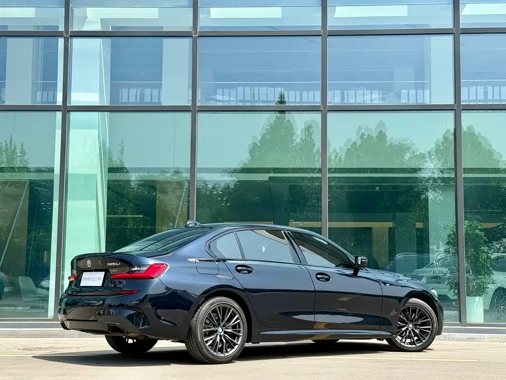 BMW 3 Series 2021 325Li M Sport Nightshade Package