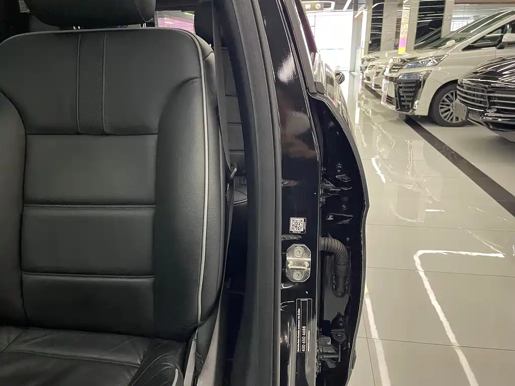 Mercedes-Benz R-Class 2017 R 320 4MATIC Business Edition Limited Edition