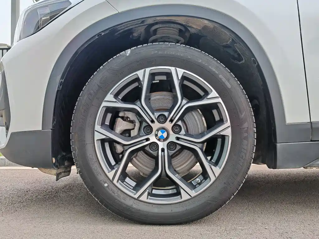 BMW X1 2022 sDrive25Li Leading Edition