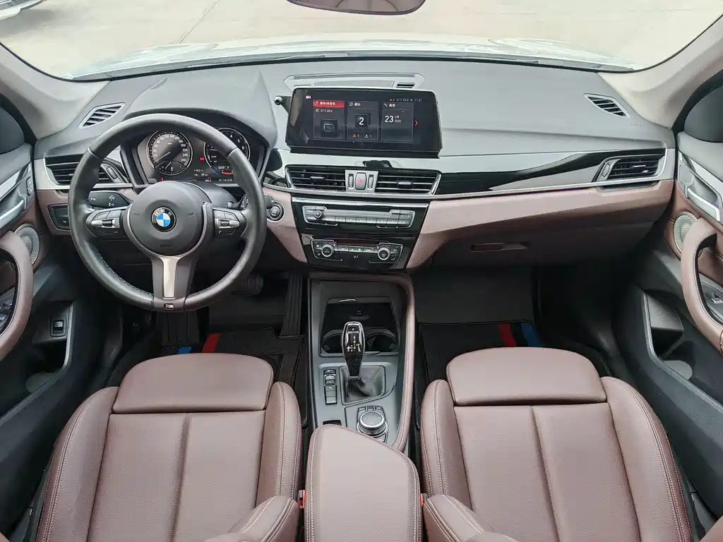 BMW X1 2022 sDrive25Li Leading Edition