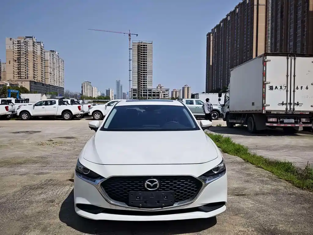 Mazda 3 Atenza 2020 1.5L Automatic Quality Beauty Edition