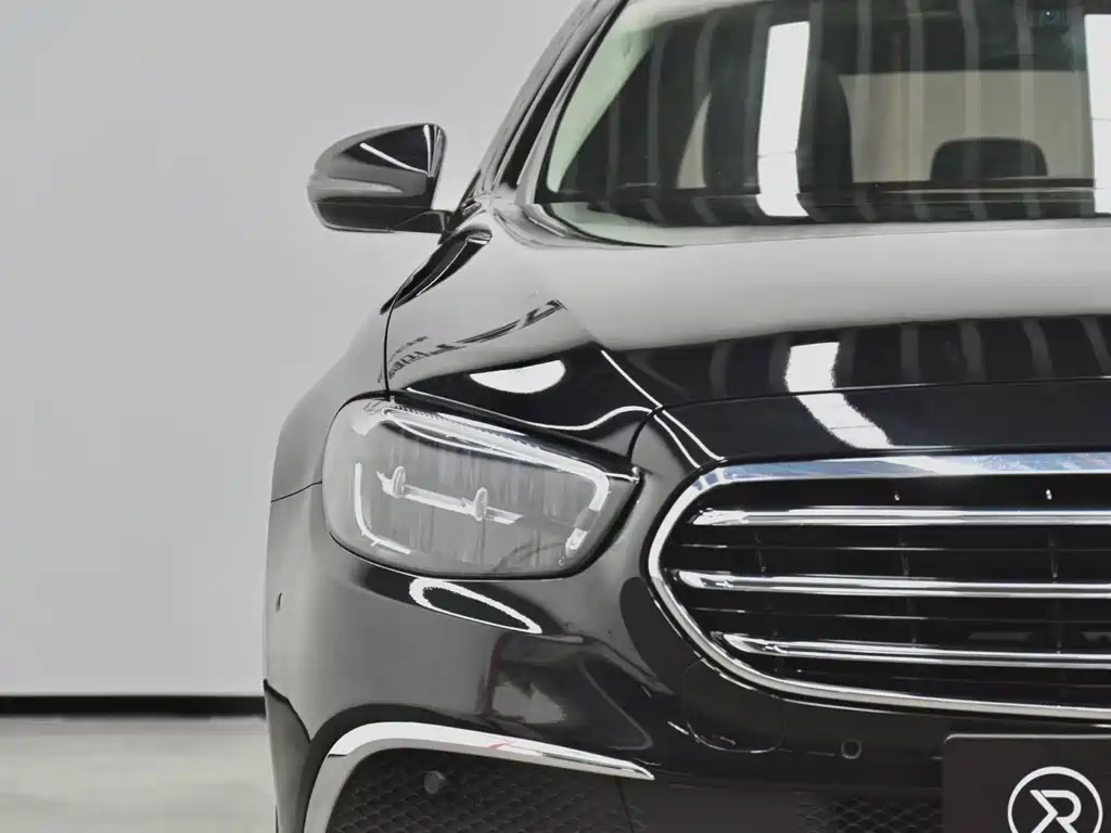 Mercedes-Benz E-Class 2023 E 260 L