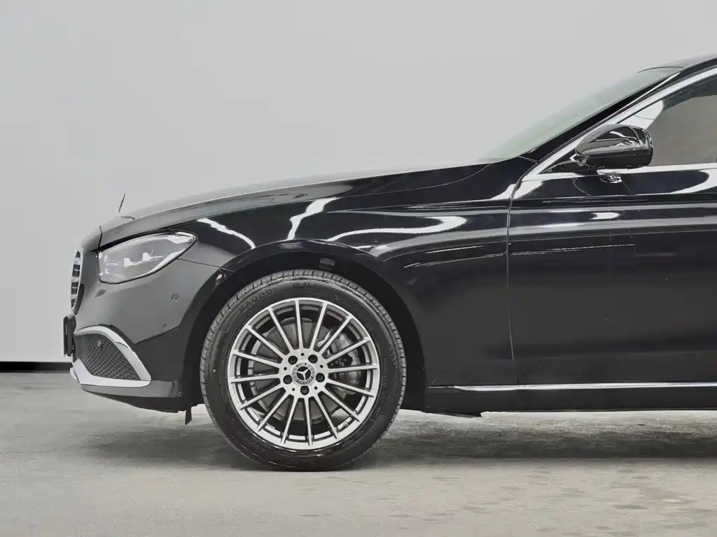 Mercedes-Benz E-Class 2023 E 260 L