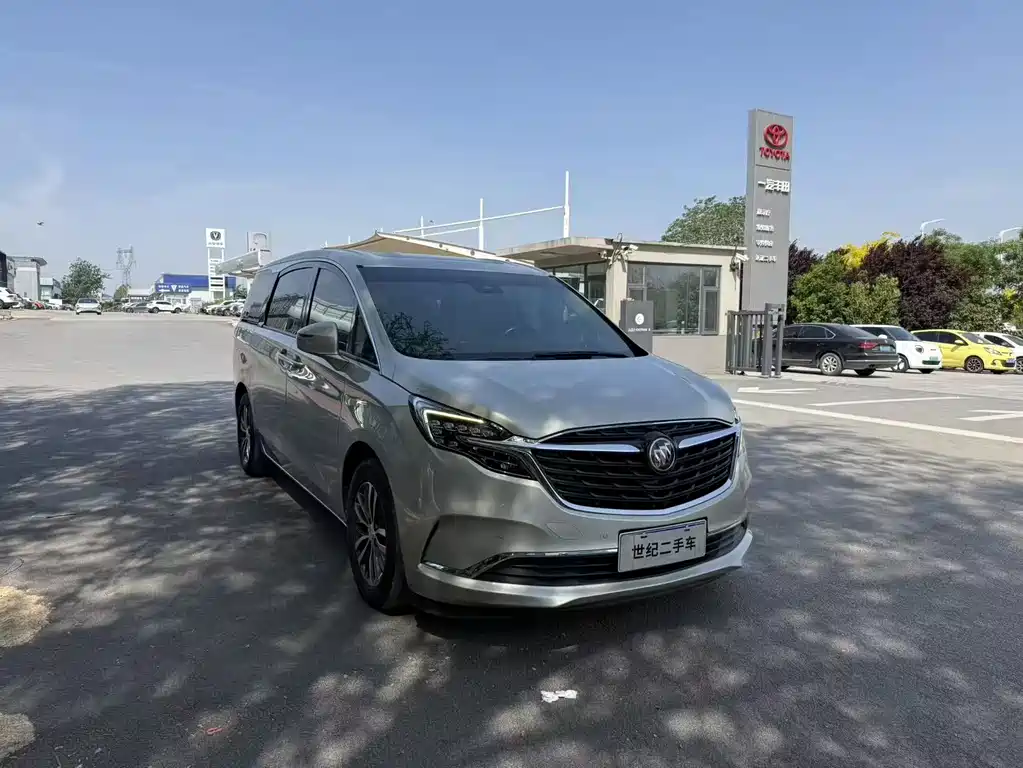 Buick GL8 2020 ES Luxury 653T