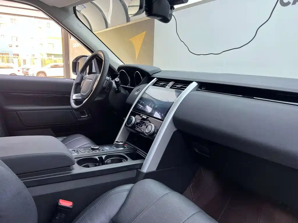 Discovery 2019 3.0 SC V6 SE