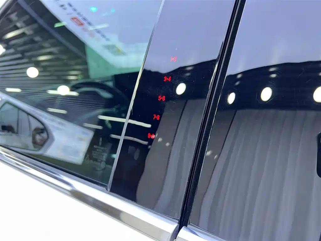 Navigator 2021 2.7T AWD Prestige Edition