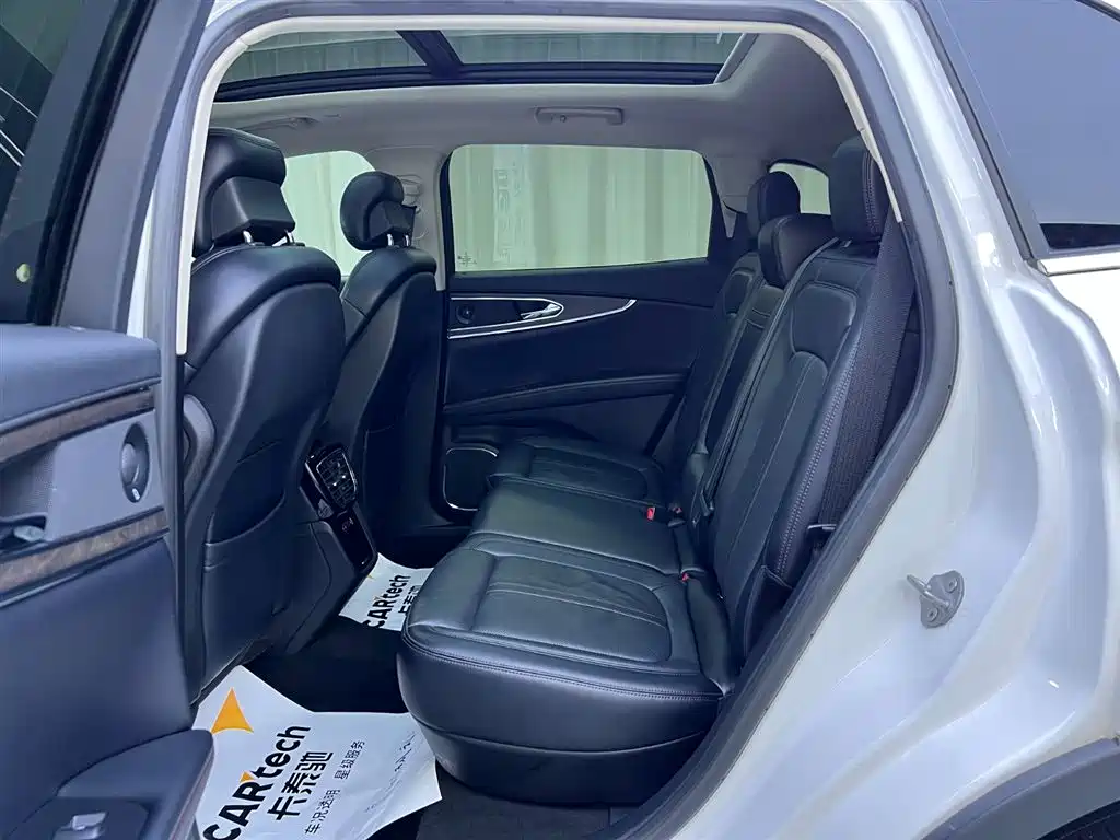 Navigator 2021 2.7T AWD Prestige Edition