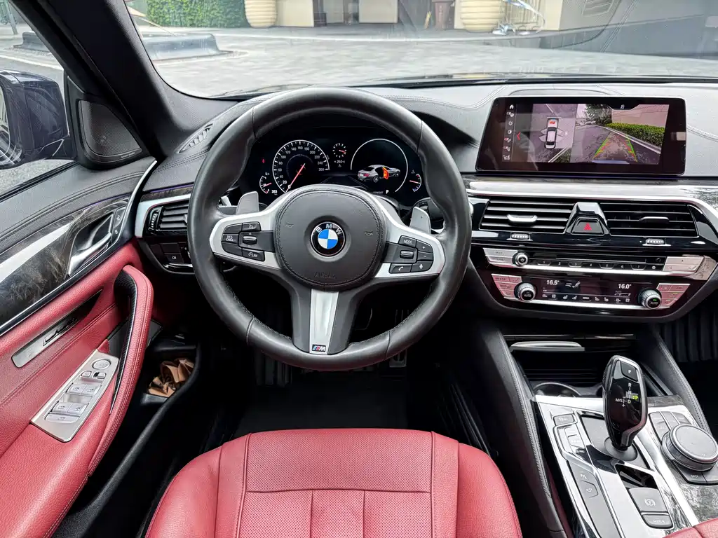 BMW 5 Series 2019 530Li Grandeur Edition M Sport Package