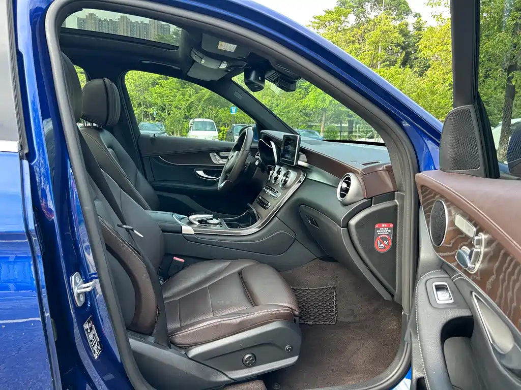 Mercedes-Benz GLC 2017 GLC 300 4MATIC Dynamic Edition