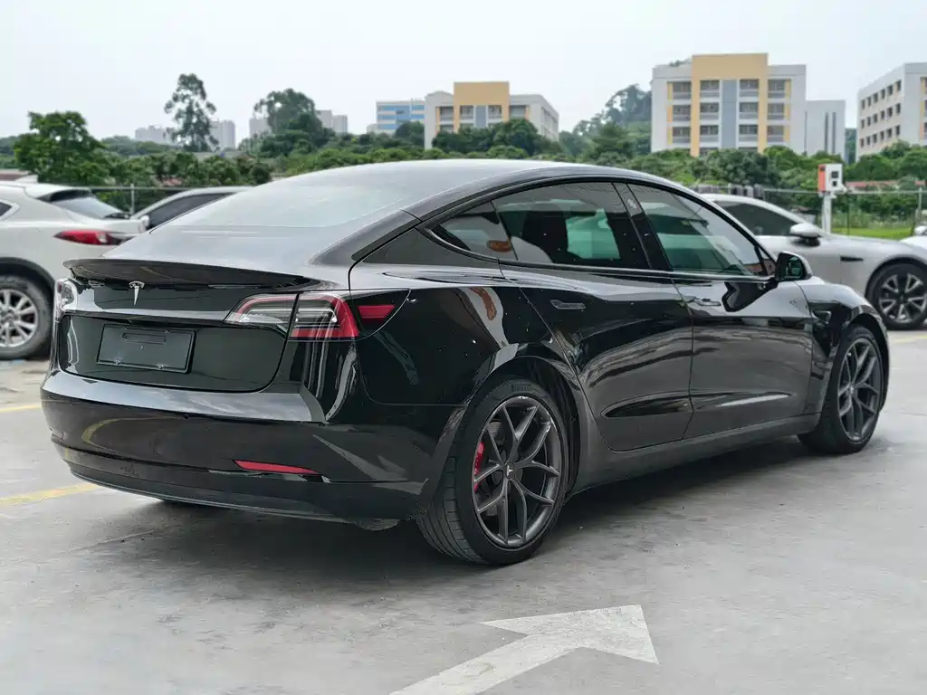 Model 3 Performance 2022 All-Wheel Drive