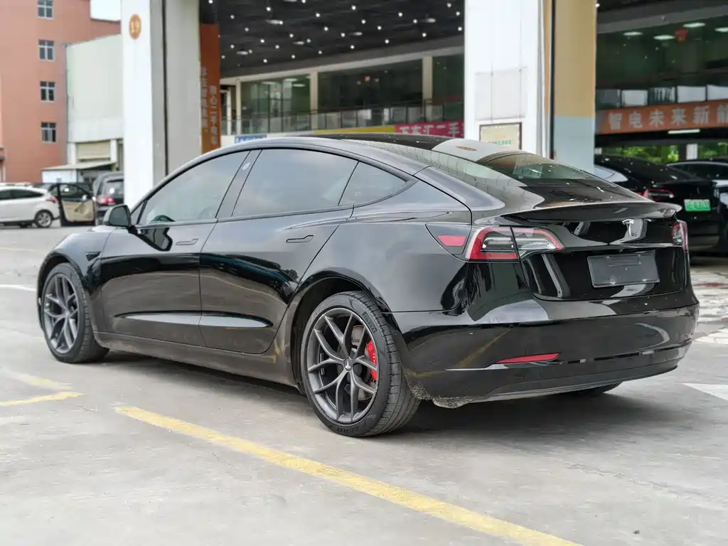 Model 3 Performance 2022 All-Wheel Drive