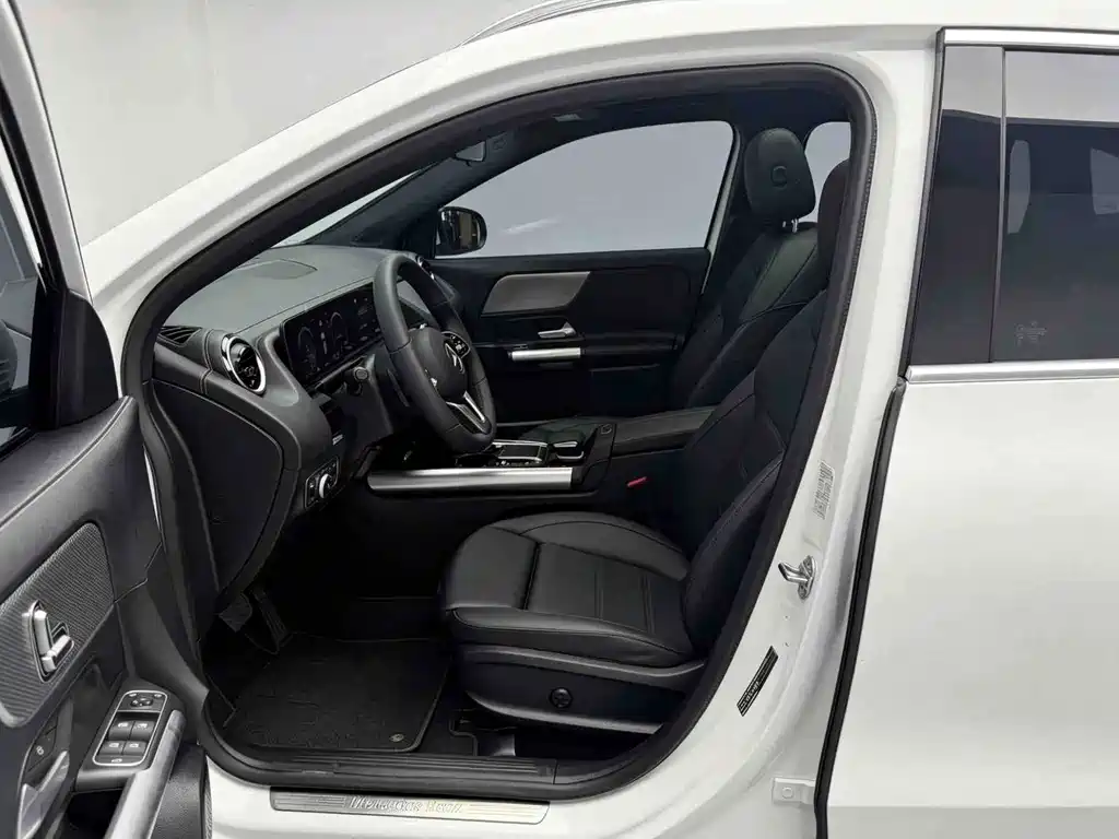 Mercedes-Benz GLA 2023 Facelift GLA 200